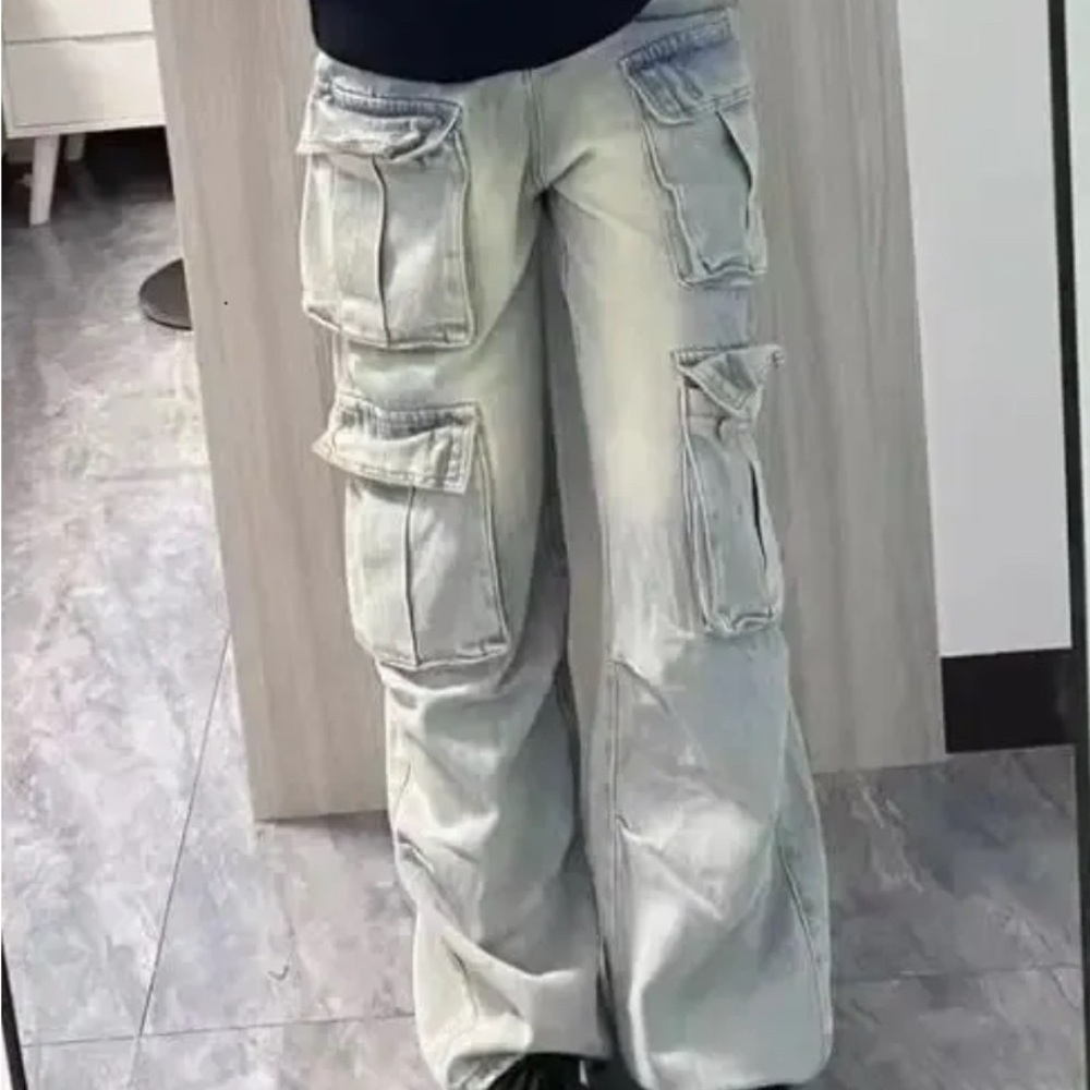 VBRT , stylish Cargo Jeans